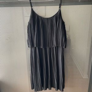 Black Flapper-Style pleated dress